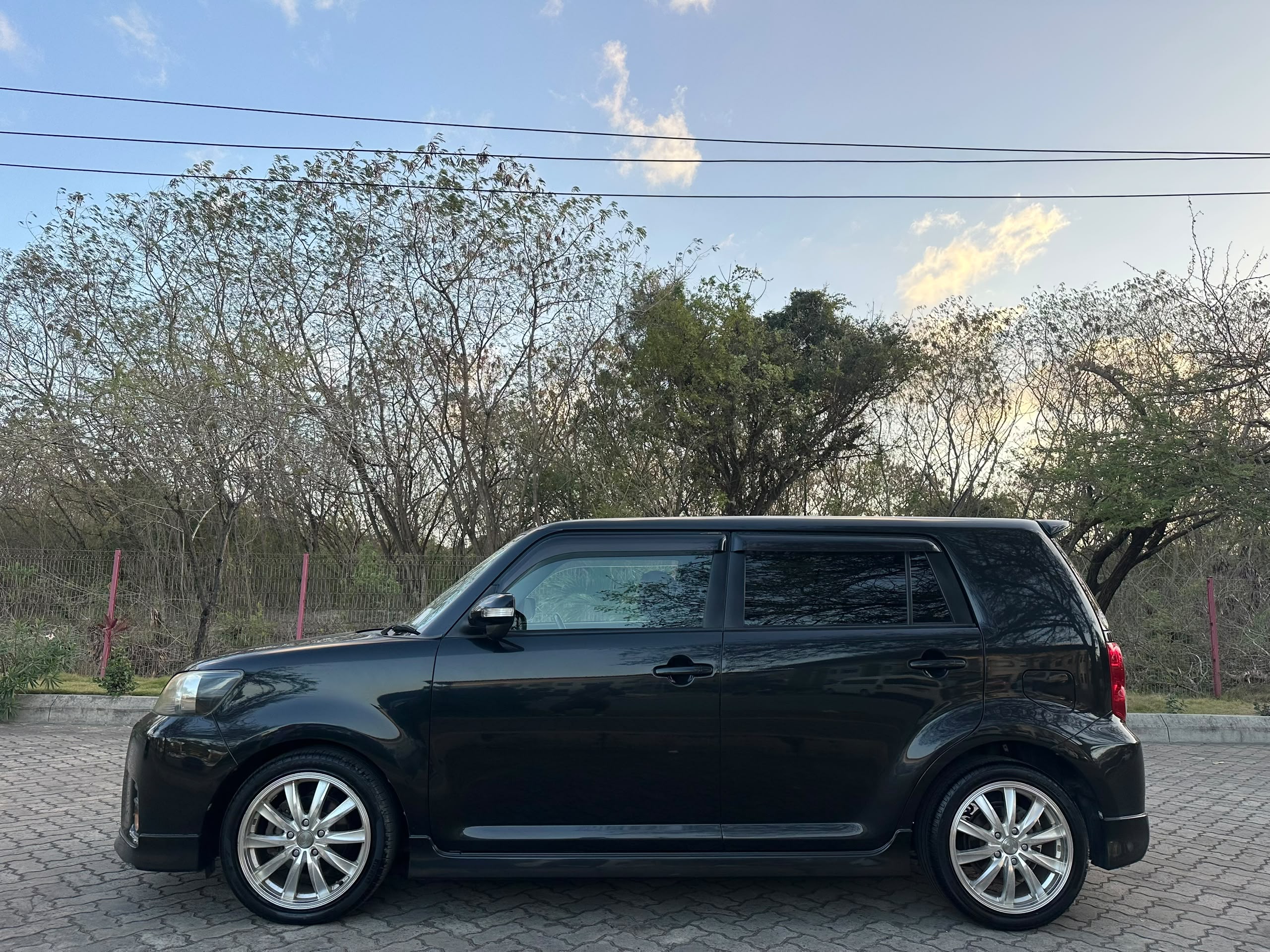 TOYOTA COROLLA RUMION thumbnail 8